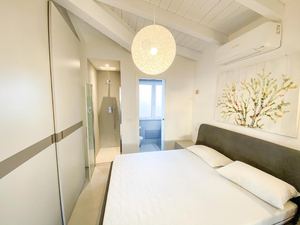 Le Perle Dell'Isola Apartment Isola Rossa Ngoại thất bức ảnh