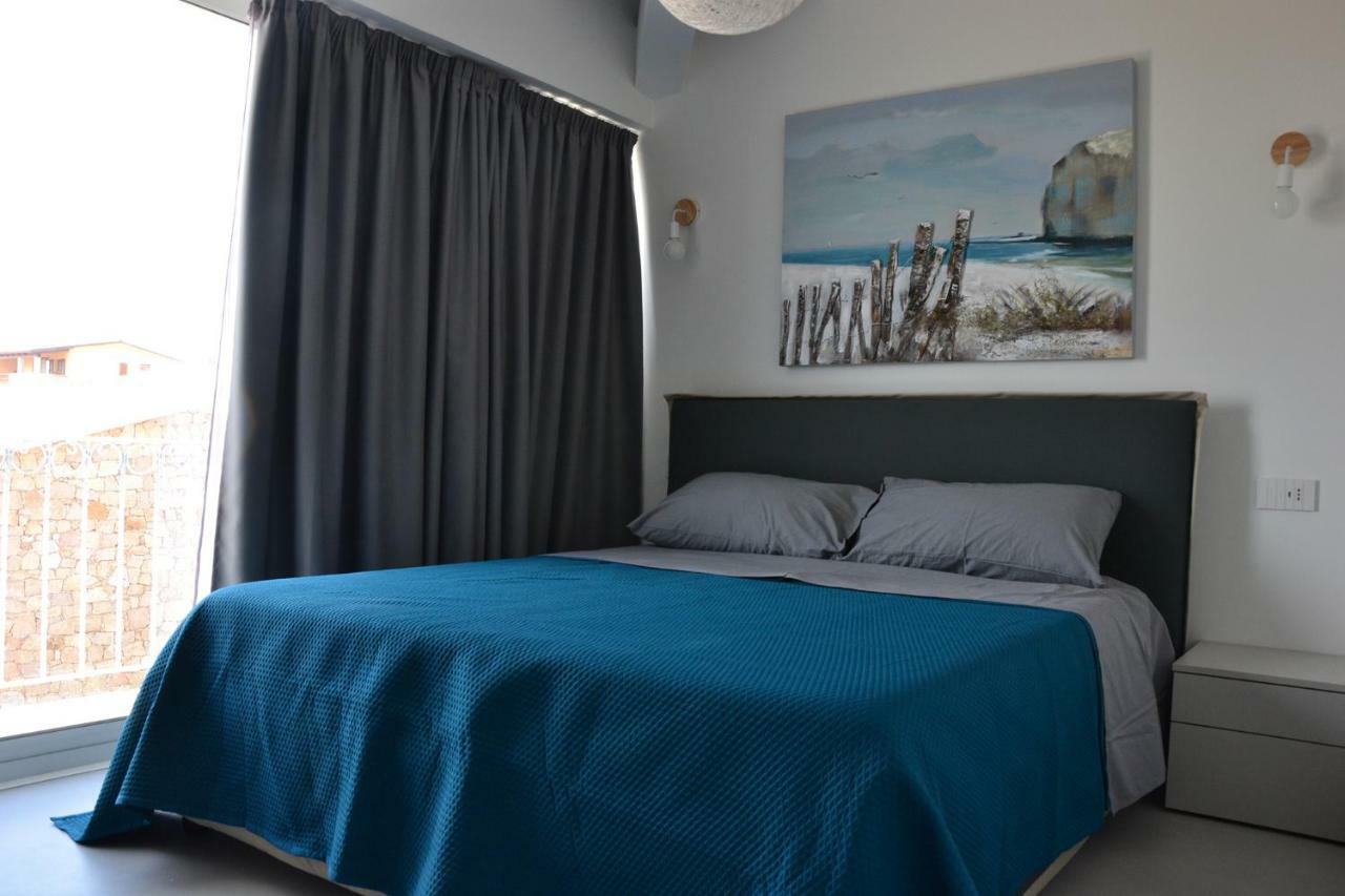 Le Perle Dell'Isola Apartment Isola Rossa Ngoại thất bức ảnh